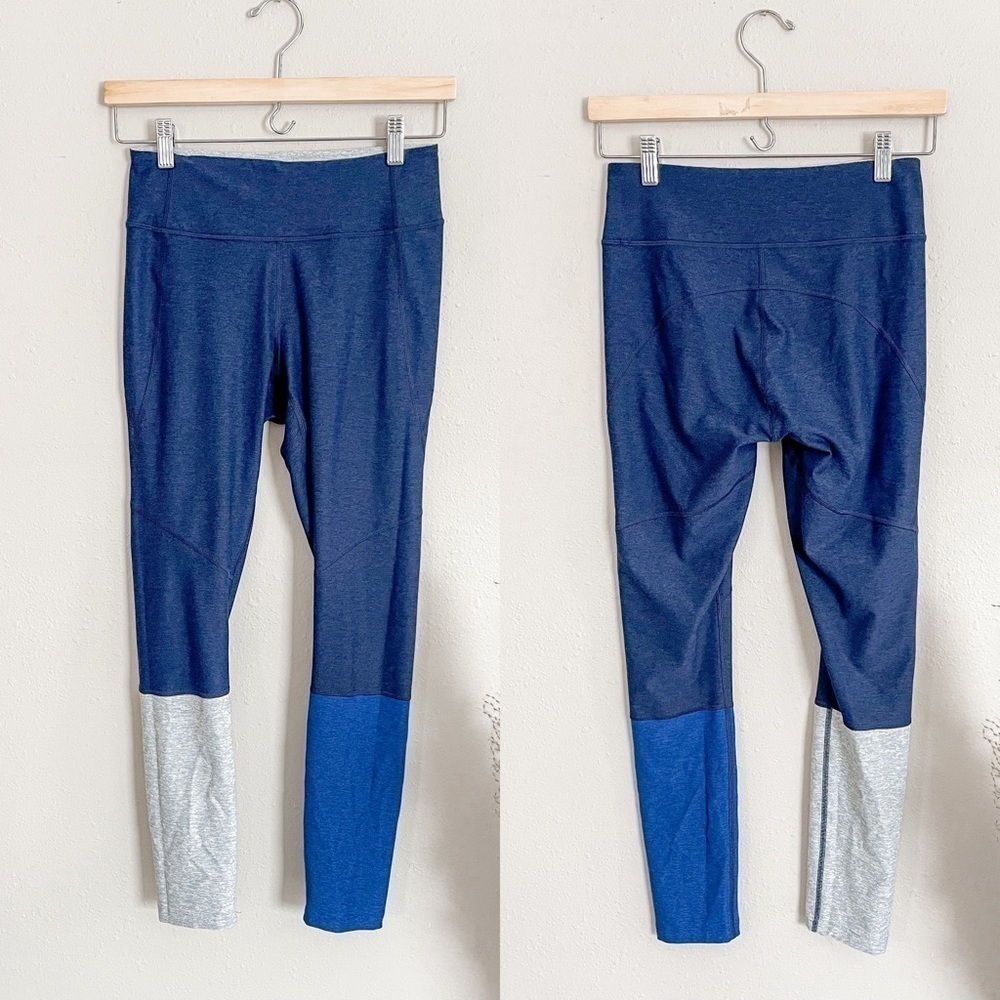 Outdoor Voices | Dipped Warm Up Leggings, color block blue